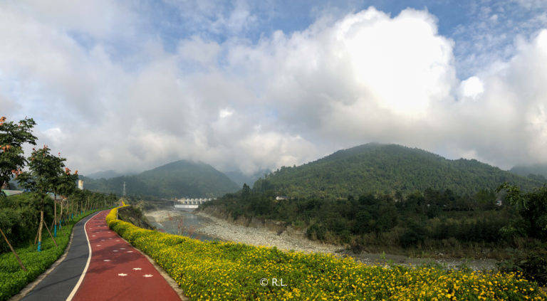湔江河谷
